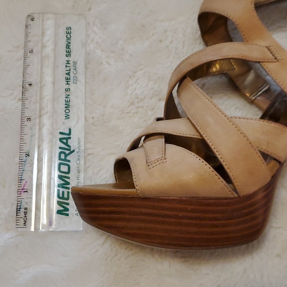 Guess platforms, size 8.5 - Picture 6 of 8